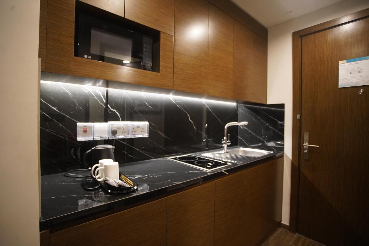 C - Hotel And Suites Doha Exterior foto